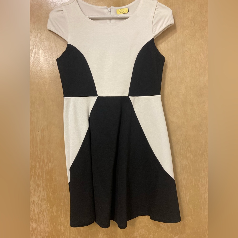 Girls Black & White dress